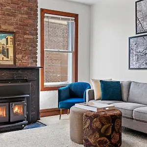 Spacious In Heart Of Historic Fan District Apartment Richmond