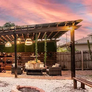 Upscale Ybor House With Outdoor Living Space Holiday home Tampa
